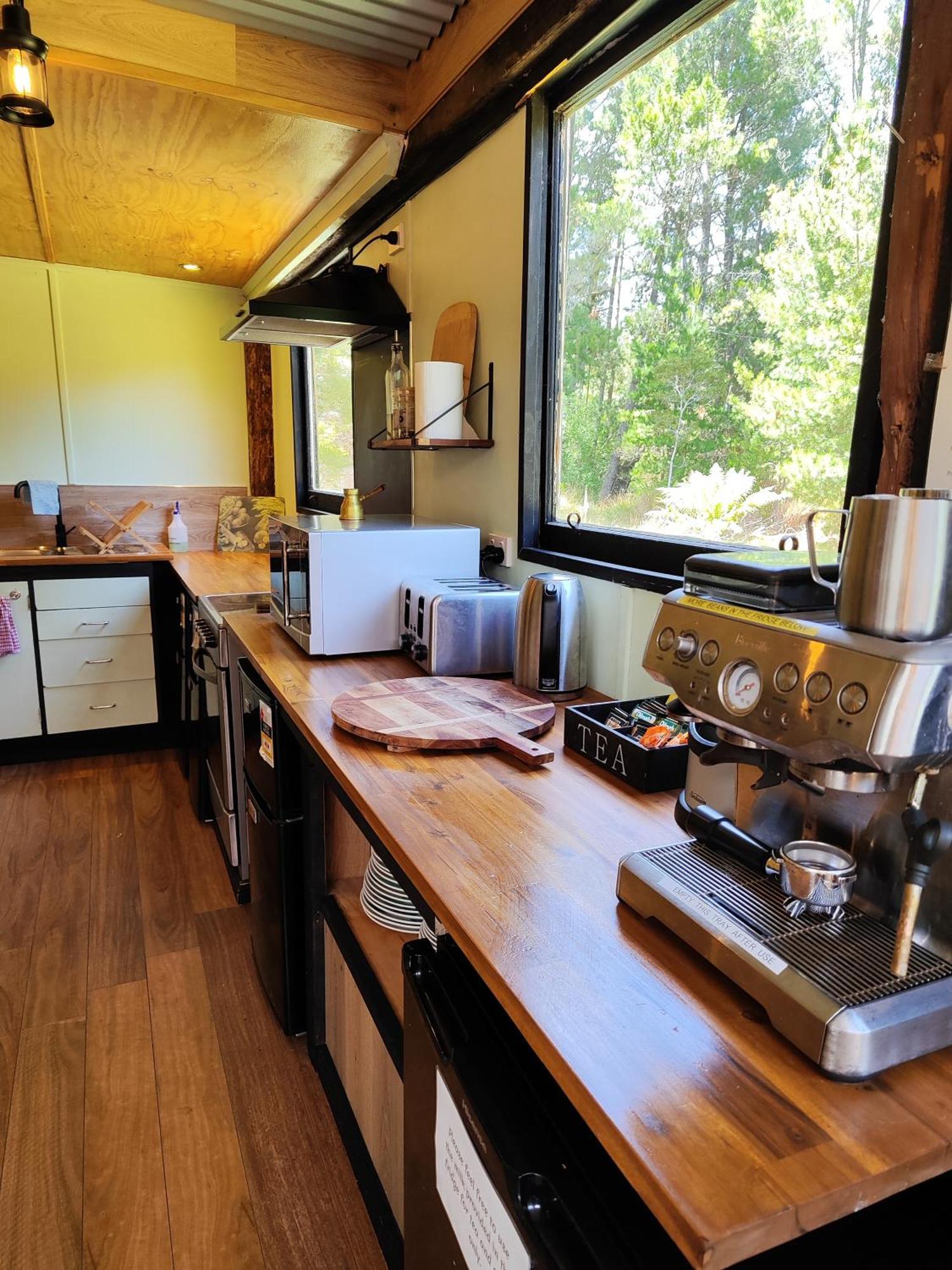 Glamping At Zeehan Bush Camp Exteriör bild